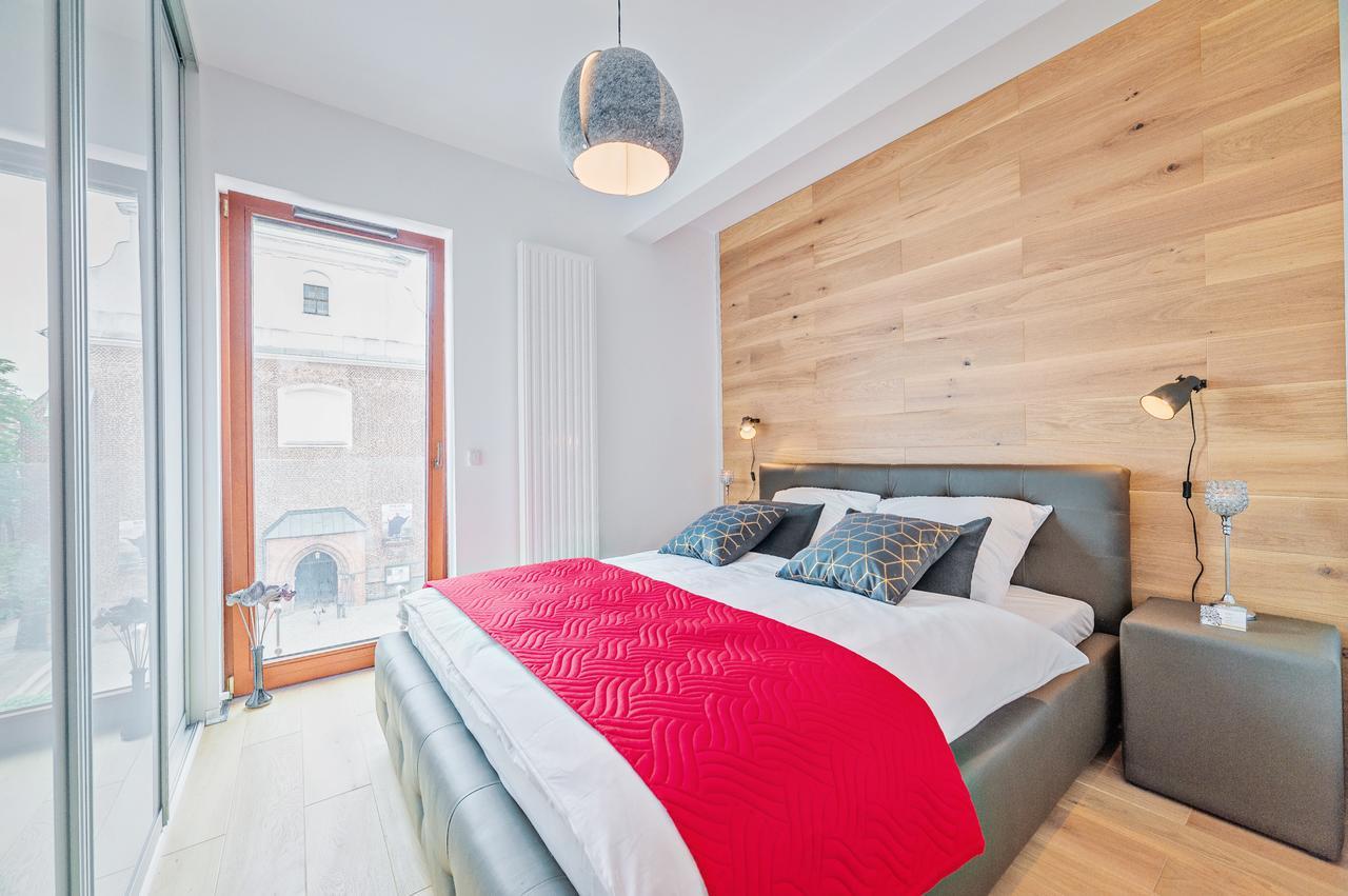 Apartamenty Homely Place Extens Poznan Ngoại thất bức ảnh